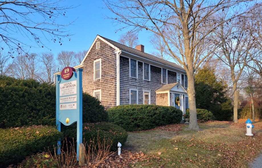 49 Locust St, Falmouth, MA 02540 - Office for Lease | LoopNet