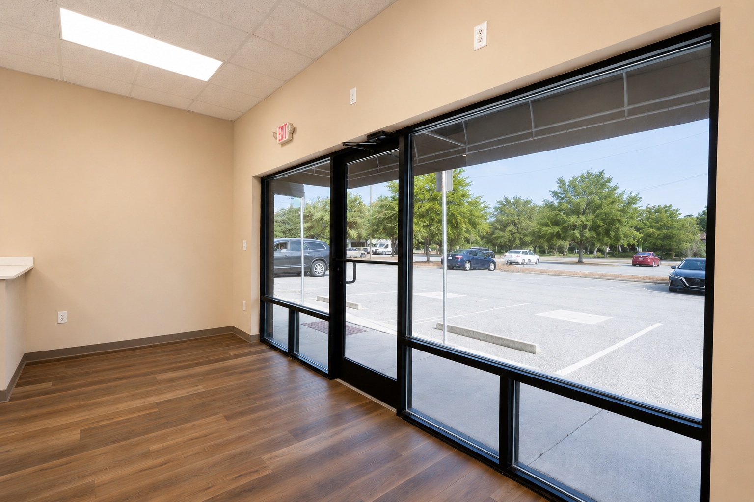 4395 Ogeechee Rd, Savannah, GA for lease Interior Photo- Image 1 of 6