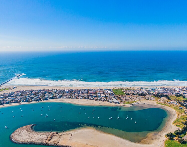 2931 Mission Blvd, San Diego, CA for sale - Building Photo - Image 2 of 11