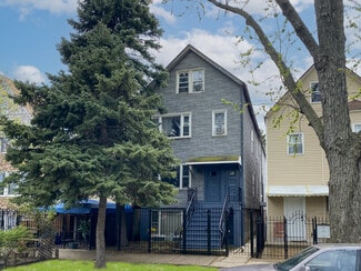 More details for 4411 W Walton St, Chicago, IL - Multifamily for Sale