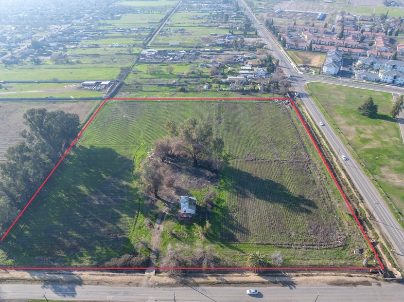 71 Tyler Rd, Merced, CA for sale - Building Photo - Image 2 of 3