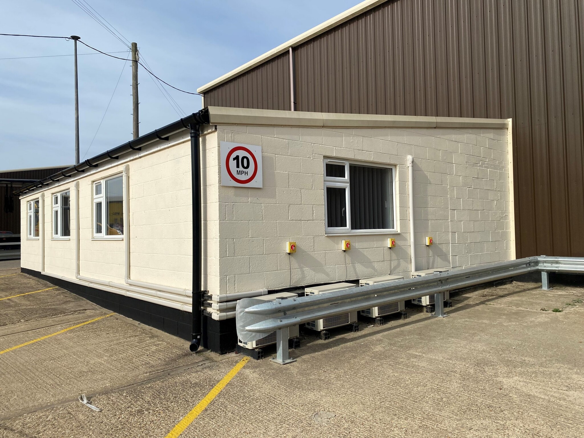 Wansford Rd, Peterborough for lease Building Photo- Image 1 of 4