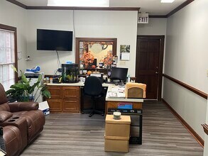 2393 Downing Ave, Savannah, GA for lease Interior Photo- Image 1 of 10