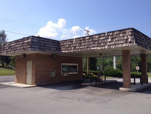 22706 Jeb Stuart Hwy, Damascus, VA for sale - Primary Photo - Image 1 of 1