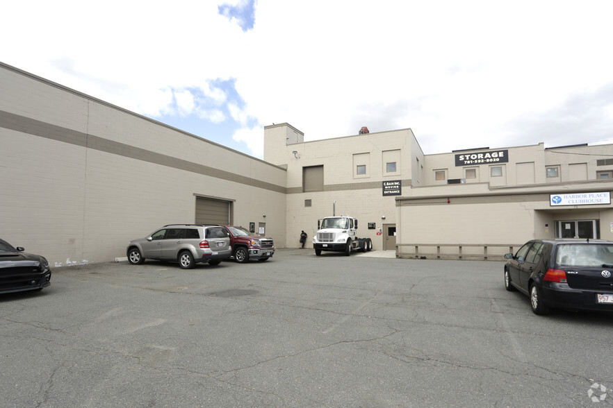 71 Linden St, Lynn, MA for lease - Building Photo - Image 2 of 20