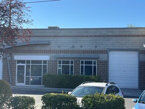 303-321 Quail Trax Pl, Salt Lake City, UT for lease Building Photo- Image 2 of 3