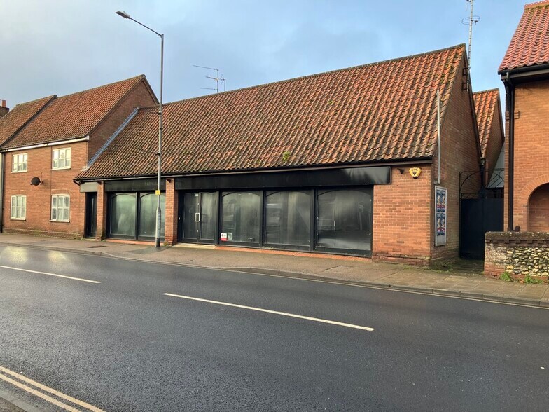 30-30A London St, Swaffham for lease - Building Photo - Image 2 of 2