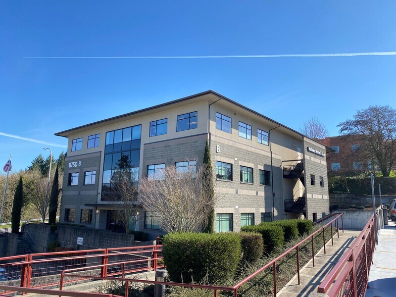 11790 SW Barnes Rd, Portland, OR 97225