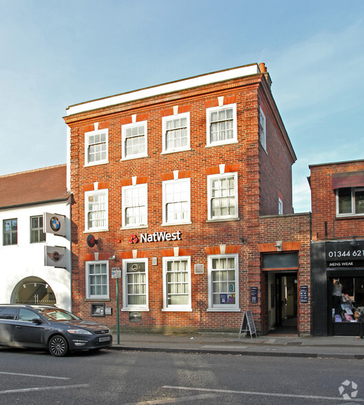 London Rd, Sunningdale for sale - Primary Photo - Image 1 of 1