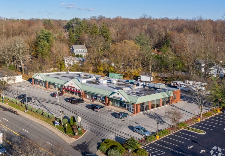 650 Central Park Ave, Scarsdale, NY for lease - Building Photo - Image 1 of 1