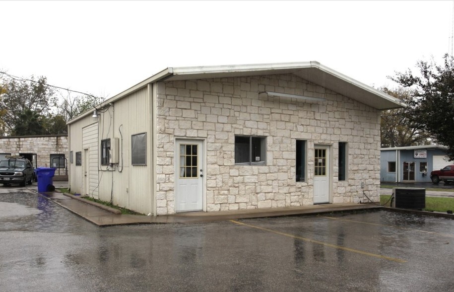 117 W Loop 150, Bastrop, TX for sale - Building Photo - Image 3 of 3