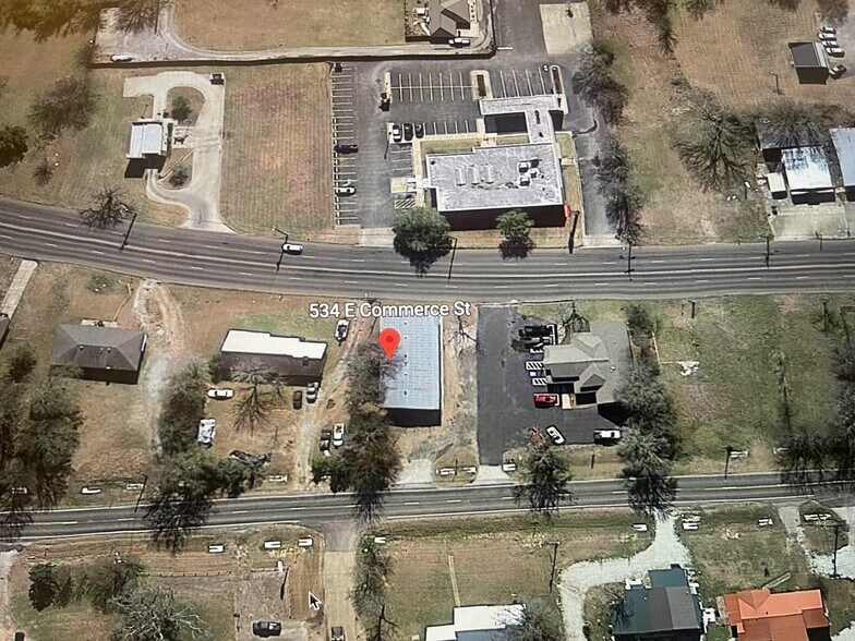 534 E Commerce St, Fairfield, TX 75840
