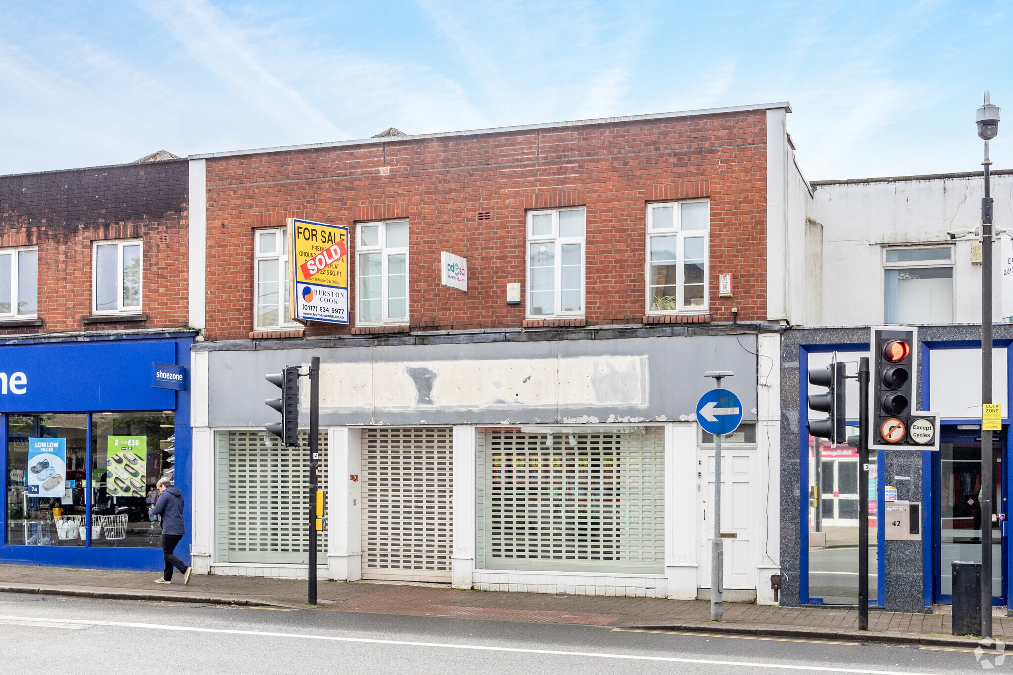 44 Regent St, Kingswood for sale Primary Photo- Image 1 of 4