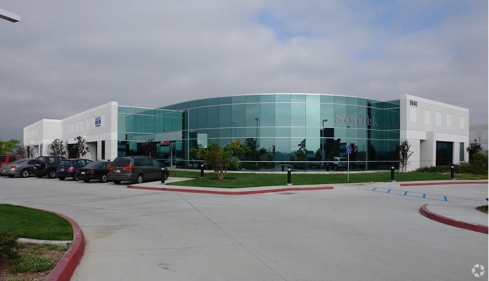9940 Summers Ridge Rd, San Diego, CA for lease - Primary Photo - Image 1 of 6