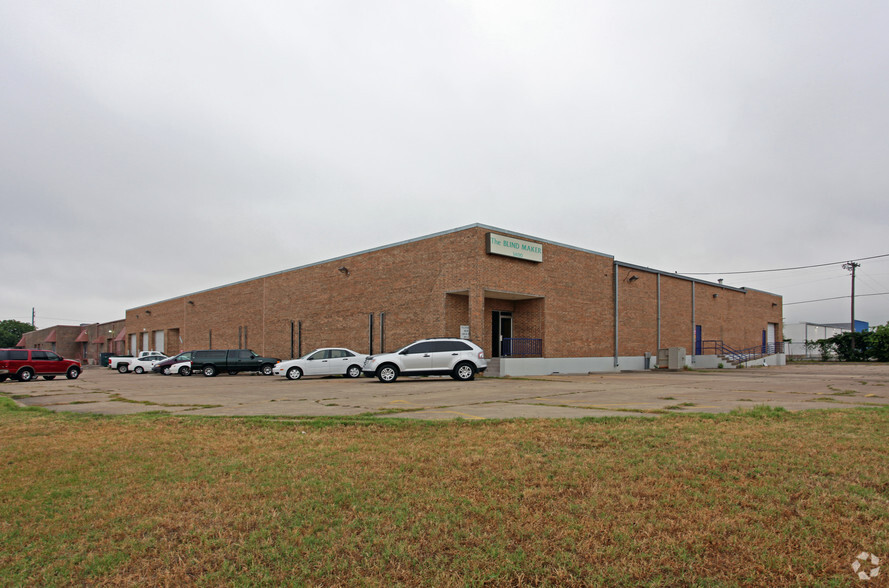 3400 Royalty Row, Irving, TX for lease - Building Photo - Image 1 of 6