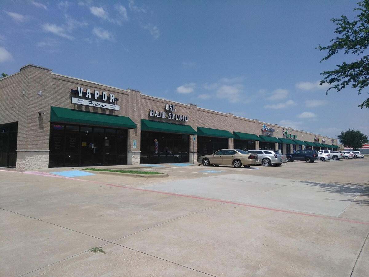 3758 S Carrier Pky, Grand Prairie, TX 75052