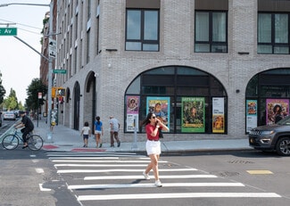 More details for 210 Greenpoint Ave, Brooklyn, NY - Retail for Lease