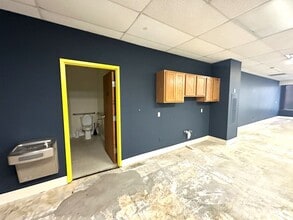 1 S Main St, Dayton, OH for lease Interior Photo- Image 2 of 5
