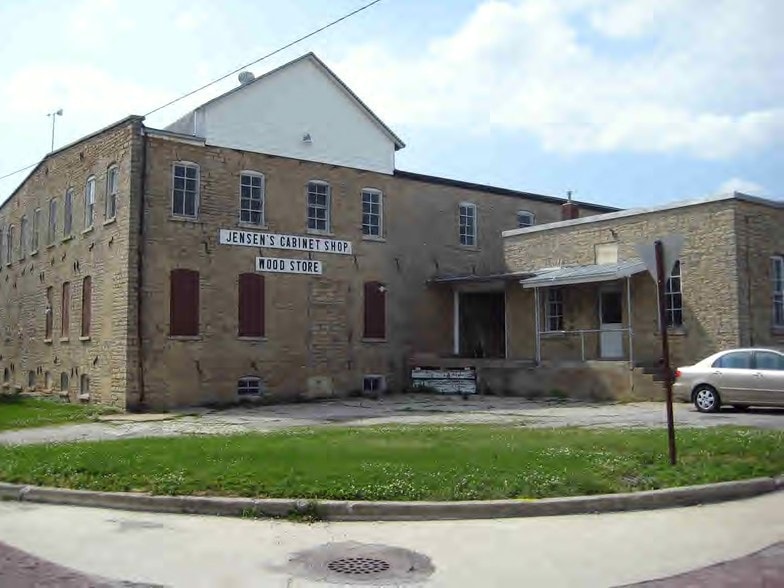 203 W 2nd St, Gilman, IL for sale - Primary Photo - Image 1 of 1