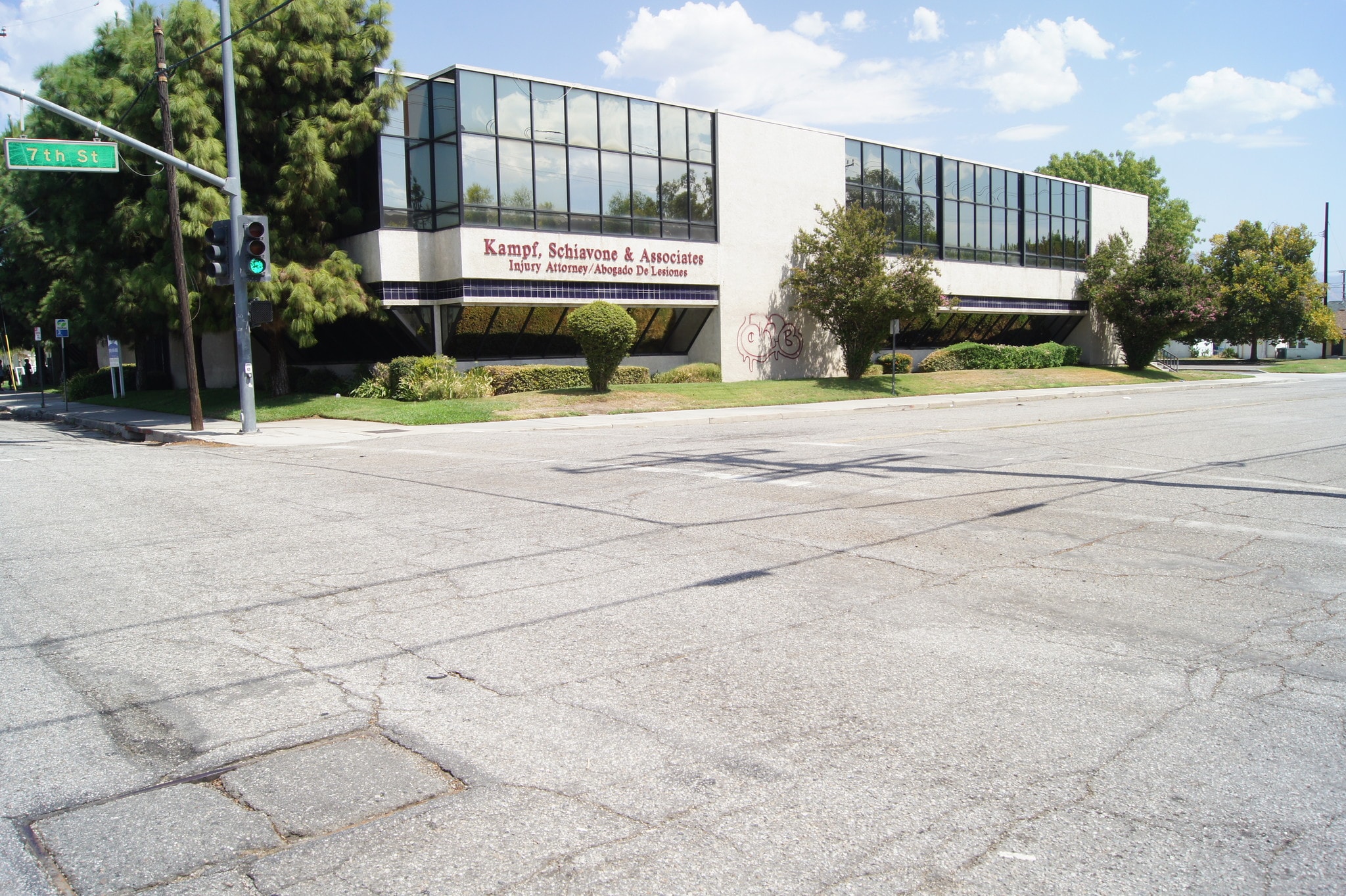 715 N Arrowhead Ave, San Bernardino, CA for lease Primary Photo- Image 1 of 47