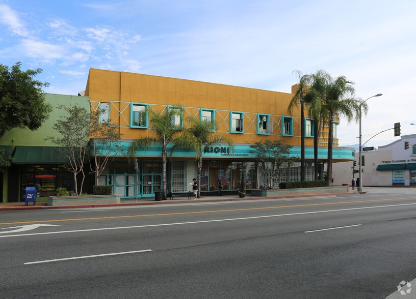 247 E Main St, Alhambra, CA for lease - Building Photo - Image 2 of 7