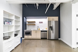 4101 Charlotte Ave, Nashville, TN for lease Interior Photo- Image 2 of 5