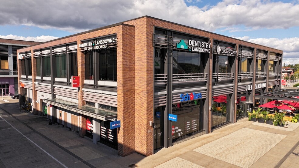 1015 Bank St, Ottawa, ON for lease - Building Photo - Image 2 of 4