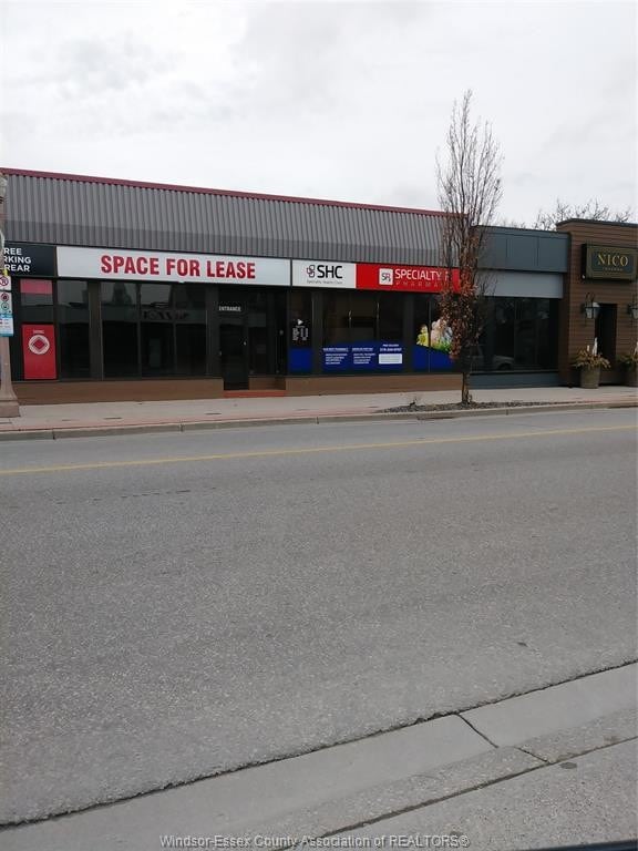 521 Erie St E, Windsor, ON for sale Primary Photo- Image 1 of 1