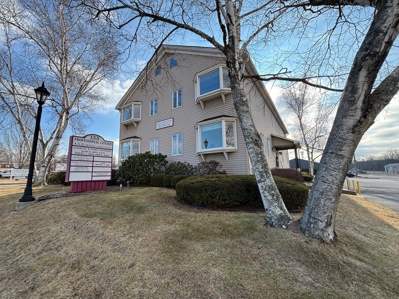 133 Mountain Rd, Suffield, CT for lease - Building Photo - Image 1 of 24