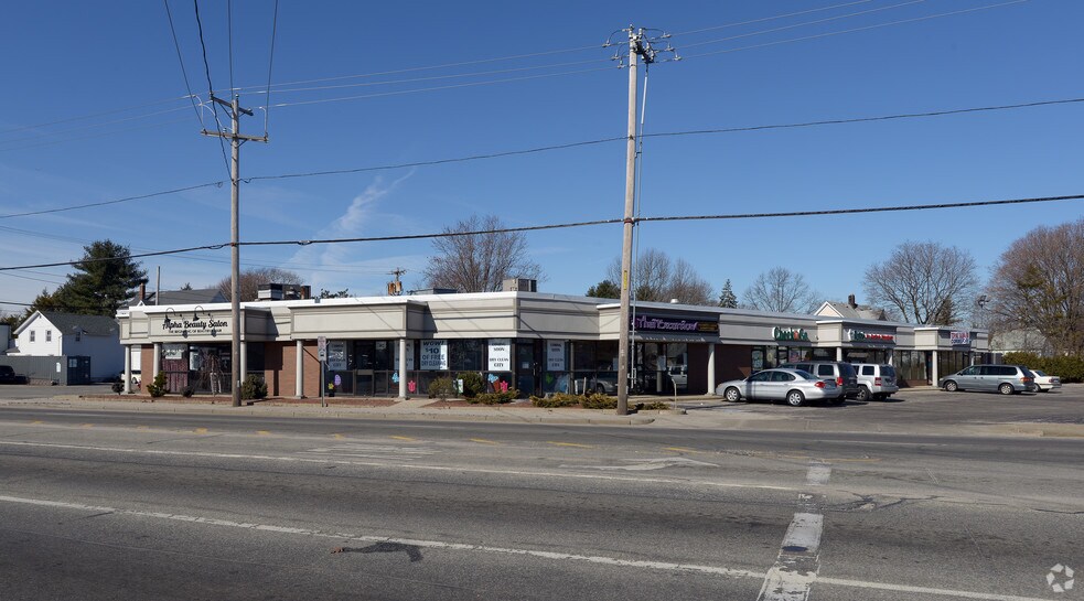 1565 Post Rd, Warwick, RI for sale - Primary Photo - Image 1 of 1