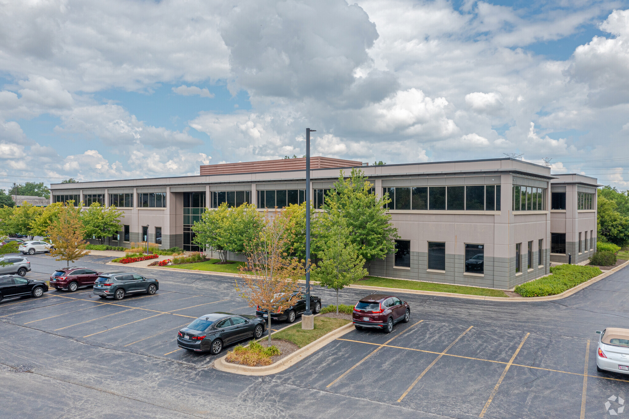 975 Weiland Rd, Buffalo Grove, IL for lease Building Photo- Image 1 of 6