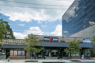 7135-7137 Wisconsin Ave, Bethesda, MD for lease Building Photo- Image 2 of 3