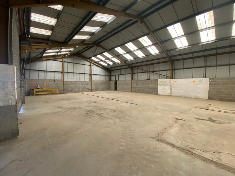 Station Rd, Gillingham for lease - Building Photo - Image 2 of 3