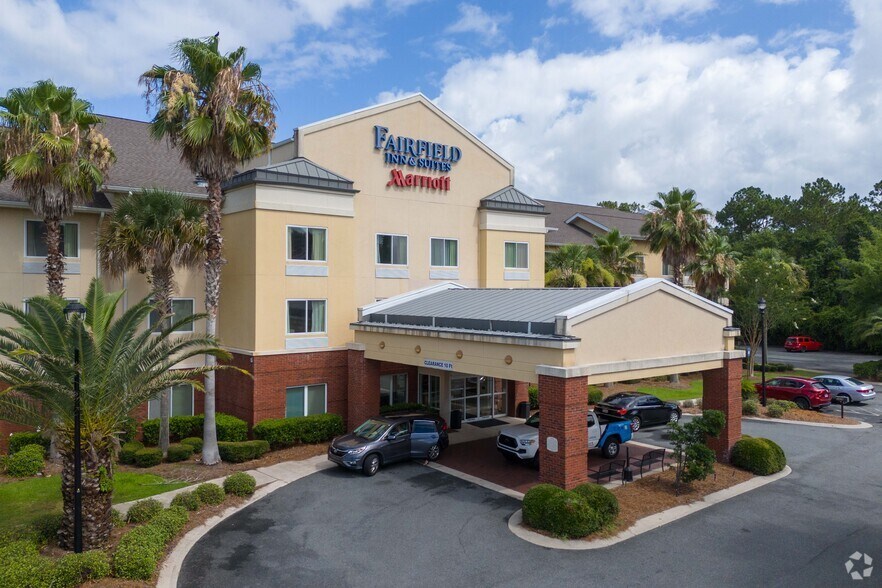 1319 E King Ave, Kingsland, GA for sale - Building Photo - Image 1 of 1