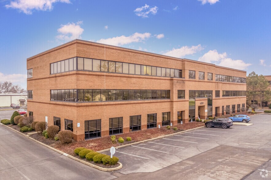 4520 Cooper Rd, Blue Ash, OH for lease - Building Photo - Image 1 of 4