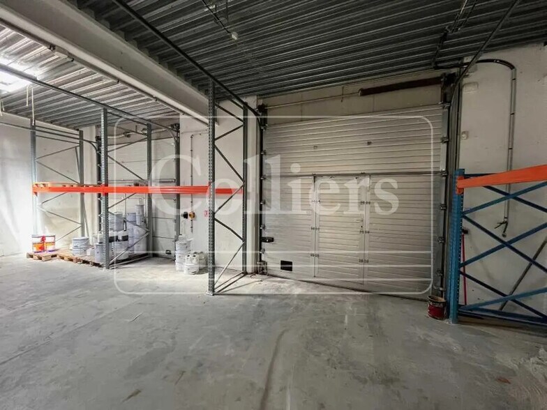 Office in Aix-en-Provence for lease - Interior Photo - Image 3 of 11