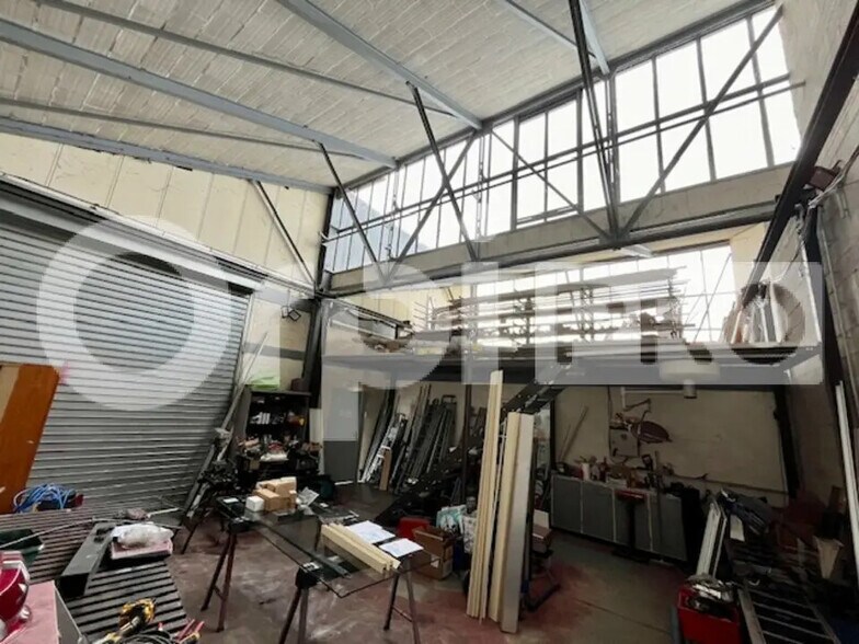 Office in Nangis for lease - Interior Photo - Image 3 of 8