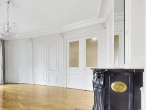 36 Rue Godot De Mauroy, Paris for lease Interior Photo- Image 2 of 5