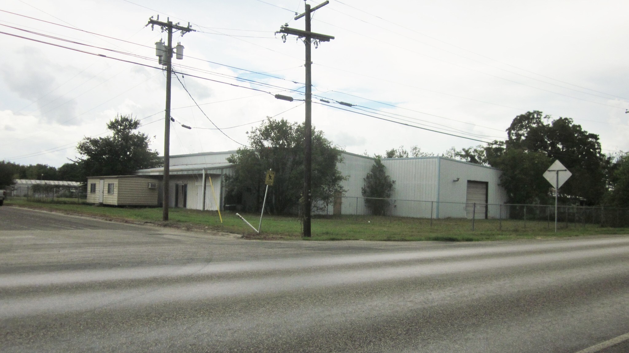 118 E Cuero St, Giddings, TX for sale Other- Image 1 of 1