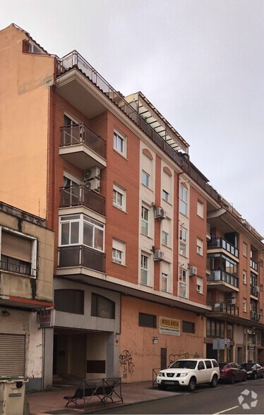 Calle Olivares, 7, Talavera de la Reina, Toledo for sale - Building Photo - Image 1 of 2