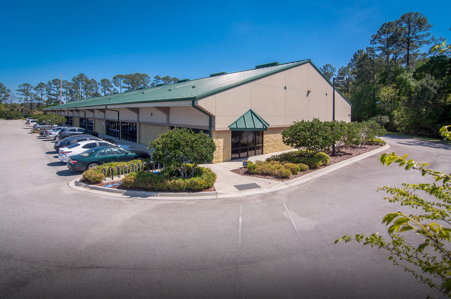 310 Commerce Lake Dr, Saint Augustine, FL for lease - Building Photo - Image 3 of 6