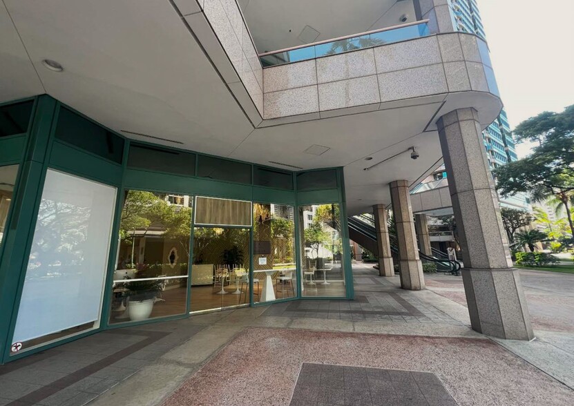 1888 Kalakaua Ave, Honolulu, HI for lease - Building Photo - Image 2 of 9