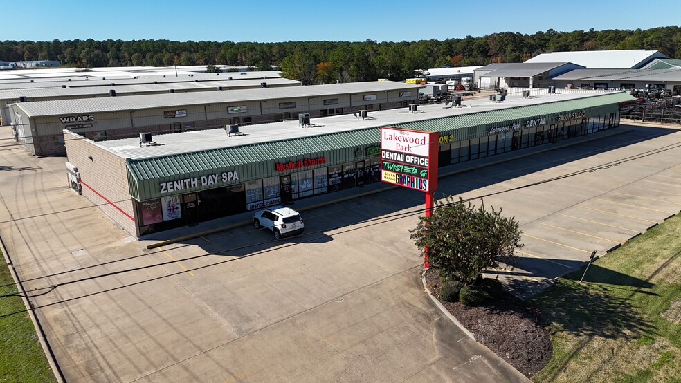 13843 Highway 105 W, Conroe, TX for lease - Building Photo - Image 3 of 13