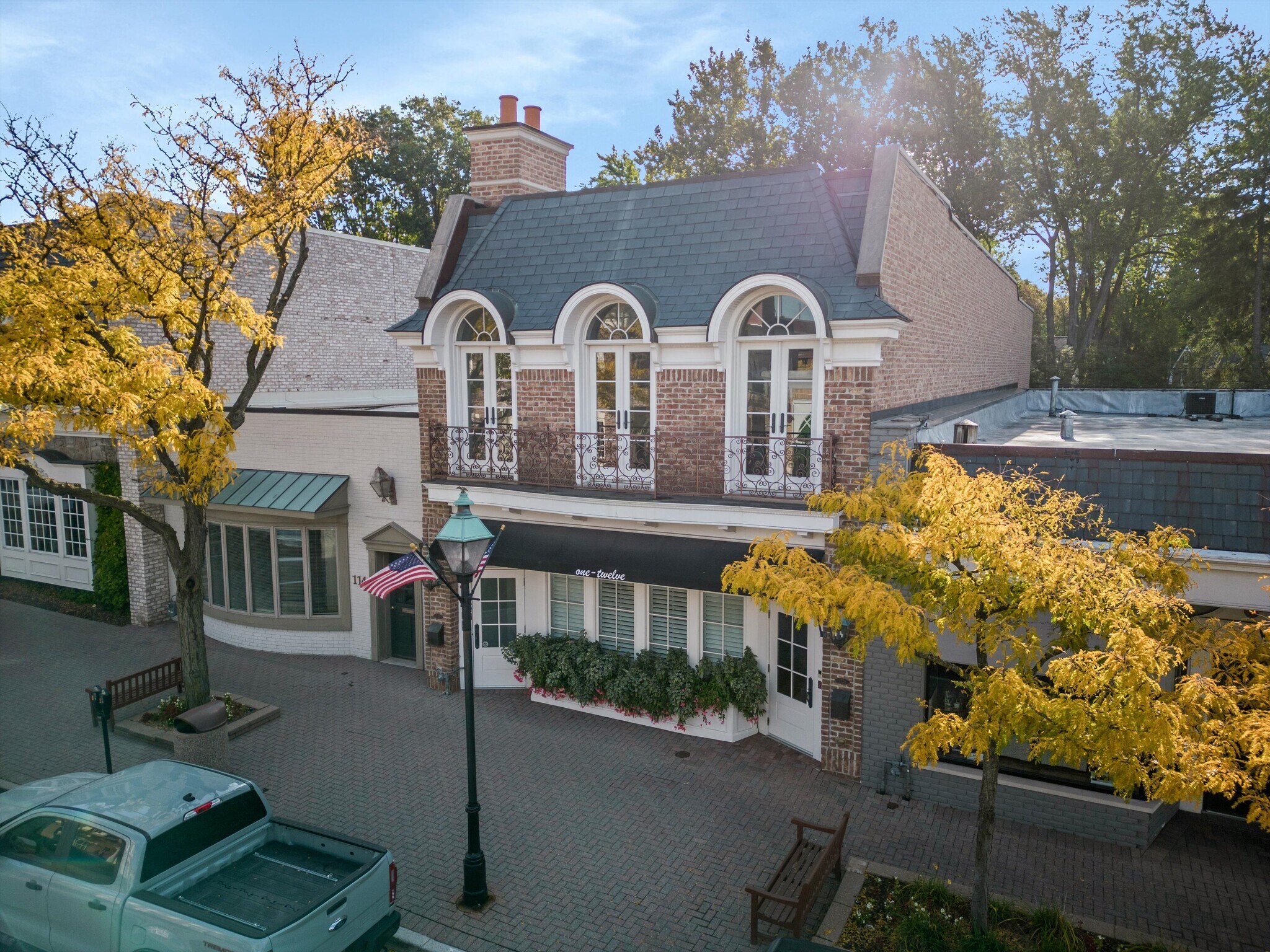 112 Kercheval Ave, Grosse Pointe, MI for sale Building Photo- Image 1 of 1