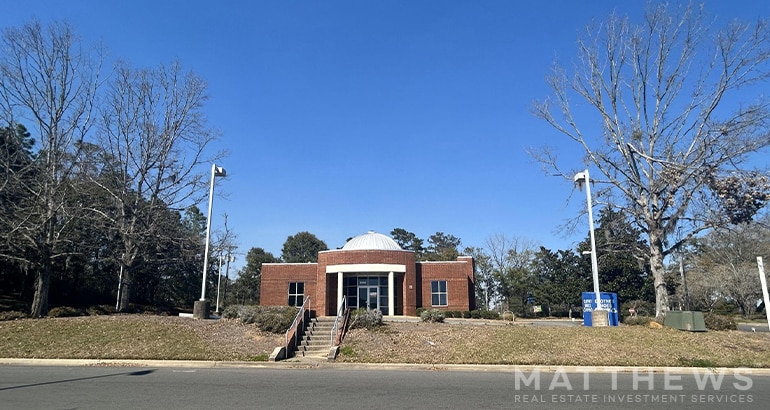 3513 Apalachee Pky, Tallahassee, FL for sale Building Photo- Image 1 of 1