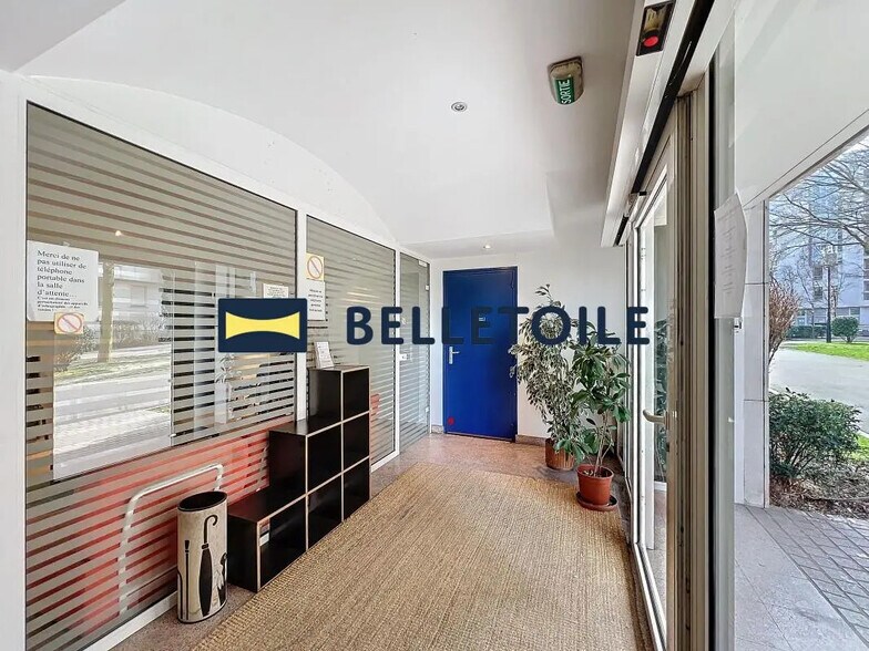 Office in Joinville-le-Pont for sale - Lobby - Image 3 of 24