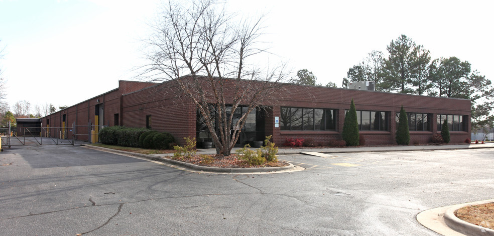 2307 Soabar St, Greensboro, NC for lease - Building Photo - Image 2 of 10