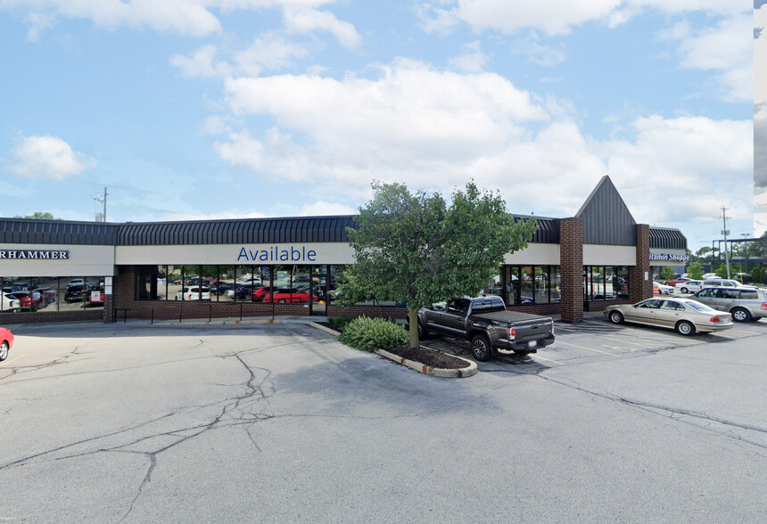 7477 W Layton Ave, Greenfield, WI for lease - Building Photo - Image 1 of 6