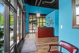 W Ashley Cir, Charleston, SC for lease Building Photo- Image 2 of 5