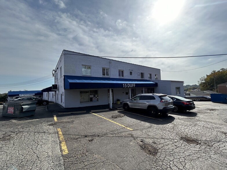 Penn Hills Shopping Center portfolio of 2 properties for sale on LoopNet.com - Building Photo - Image 3 of 4